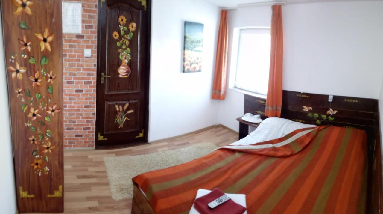 فيلا Casa Piscul Lupului Pucioasa المظهر الخارجي الصورة
